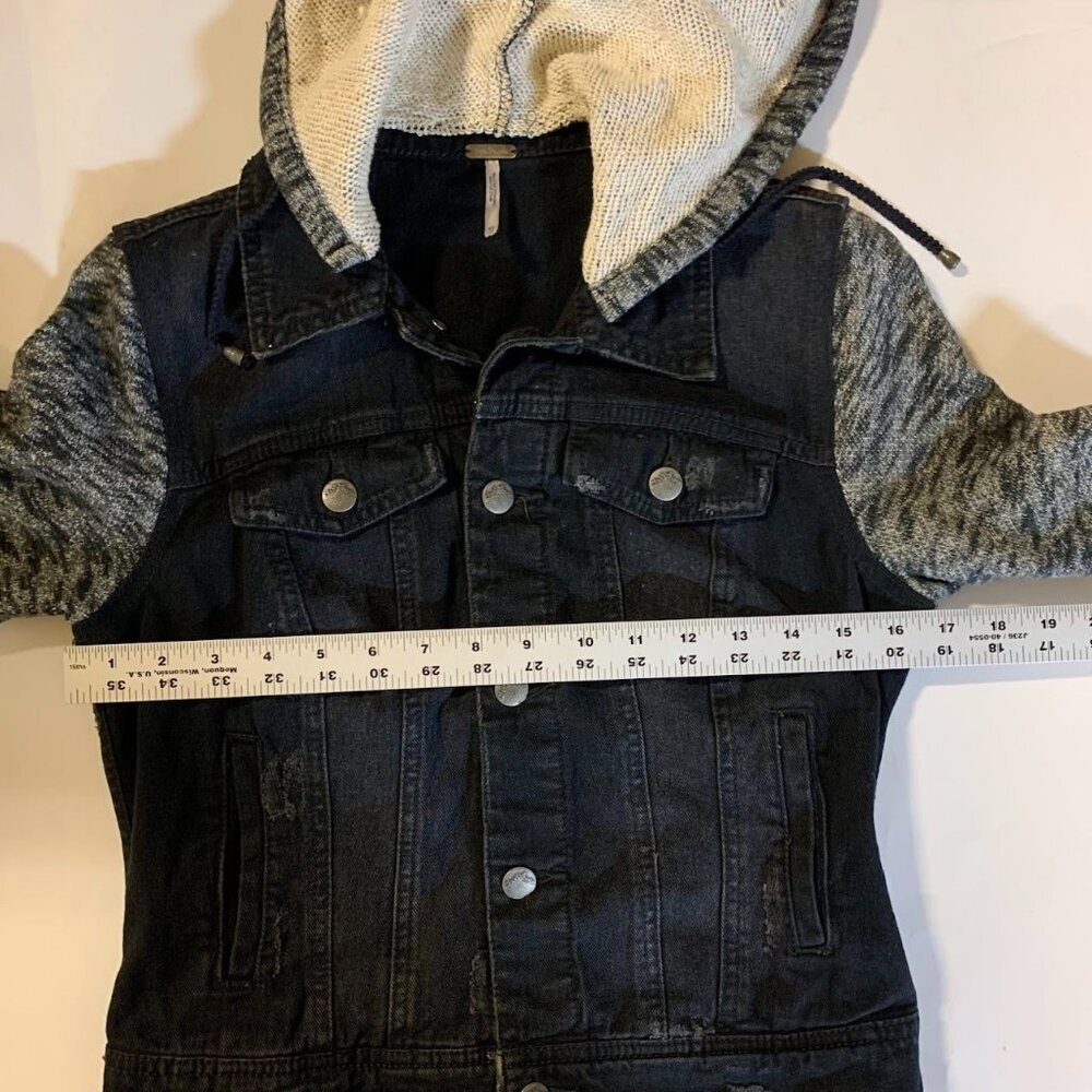Free People Women's Distressed Denim Hooded Long Sleeve Knit Jacket Size XS - Picture 13 of 15